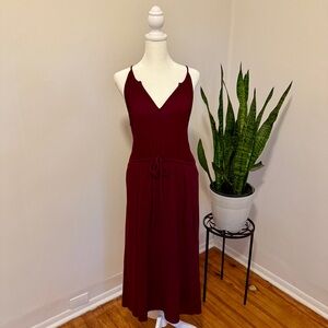 GAP | Maroon Sleeveless V-Neck Midi Dress with Drawstring Waist